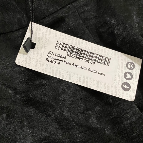 🌟Boohoo NWT Satin Asymmetric Ruffle Skirt Size 4 - Picture 7 of 8